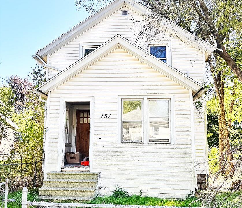 1st image of 151 Hollis St