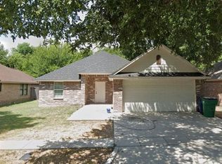 402 N Trenchard St, Decatur, TX 76234