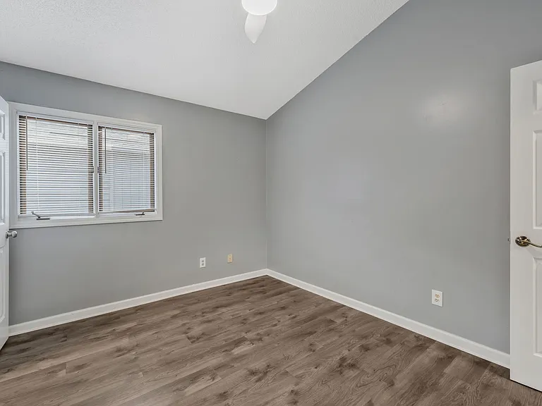 401 10th Ave S #A1 — Photo 21
