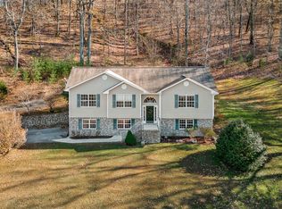10464 Card Rd, Soddy Daisy, TN 37379