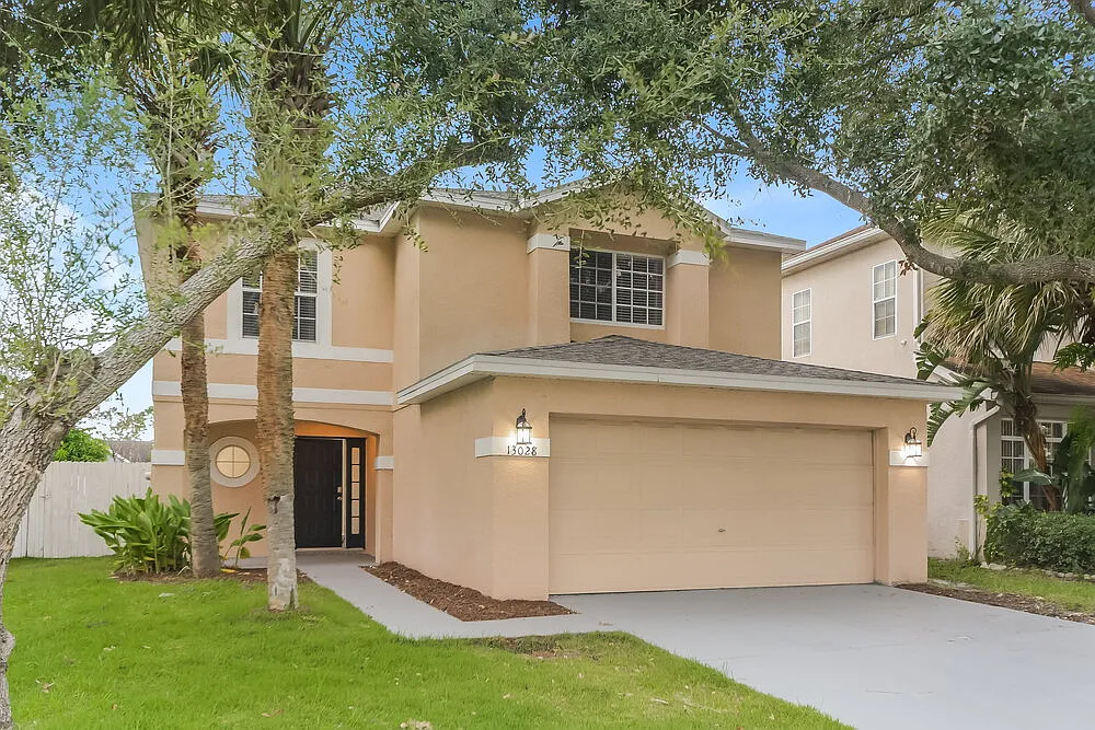 3 bed, 2.5 bath, 1700 sqft, $2,525 — Photo 4
