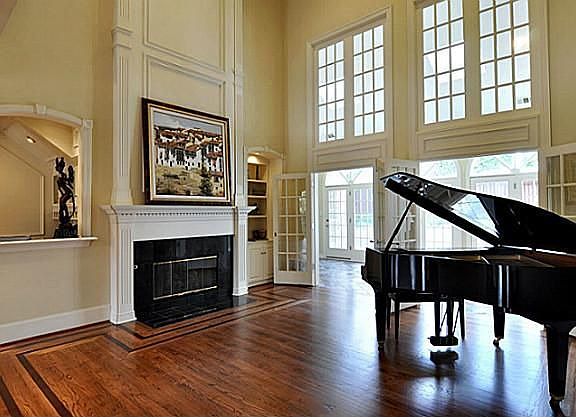 4th image of this home