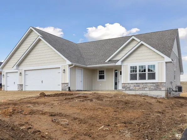 1643 72nd Ave, Hammond, WI 54015