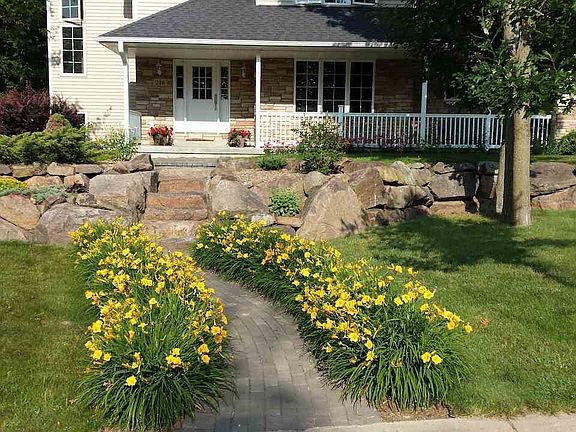 5th image of 216 Tuzigoot Ln