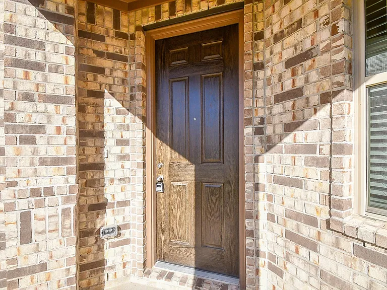 8138 Leisure Point Dr — Photo 4