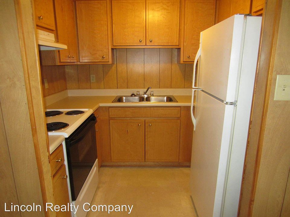 2nd image of 207 E Moore St APT G