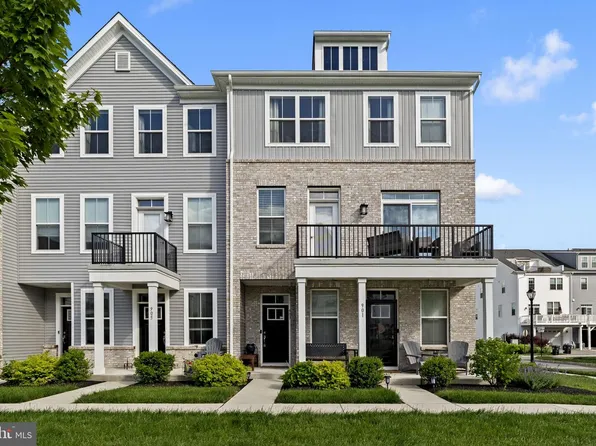903 Anvil Ct, Phoenixville, PA 19460