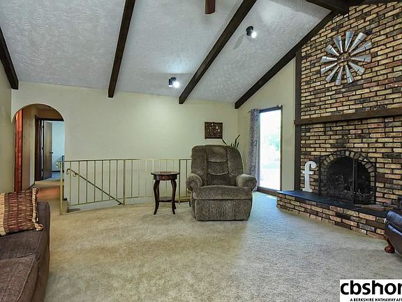 4th image of 5613 N 116th Avenue Cir
