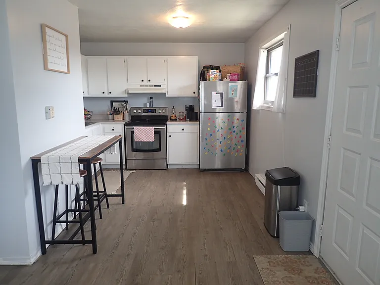 58 Dorman Ave — Photo 14