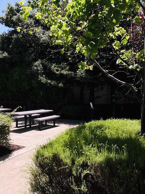 1st image of 646 Plaza Pl