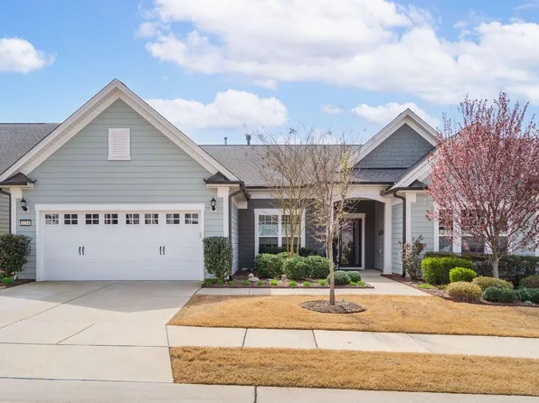 1214 Gaston Manor Dr, Durham, NC 27703