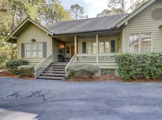 51 Gloucester Rd, Hilton Head Island, SC 29928