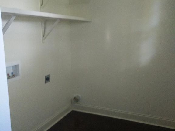 5th image of 113 Sagebrush Dr