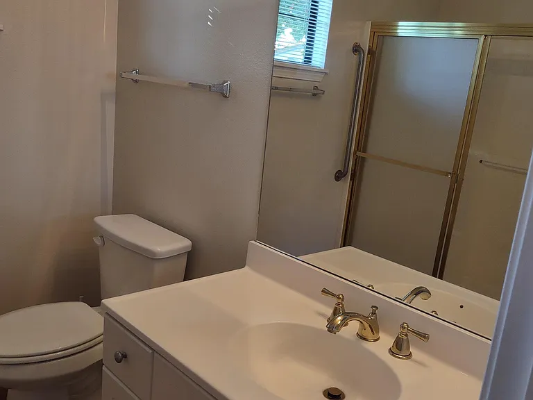 1073 Moon Shadow Ct — Photo 21