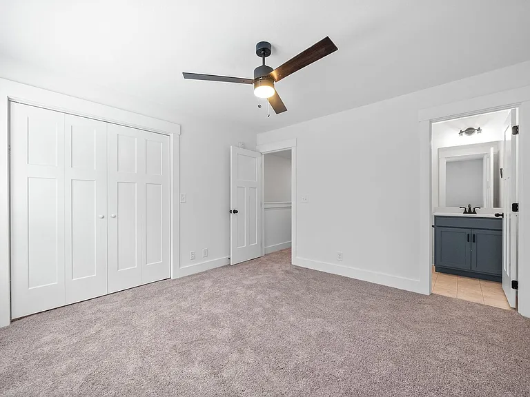 323 Front Ridge Cir — Photo 23