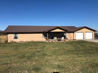 707 SE 250th Rd, Clinton, MO 64735