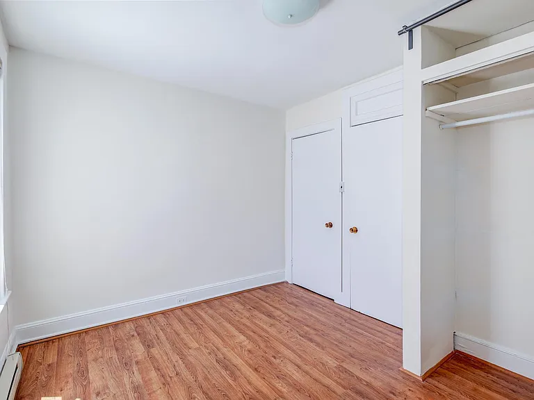 540 Newton Pl NW — Photo 16