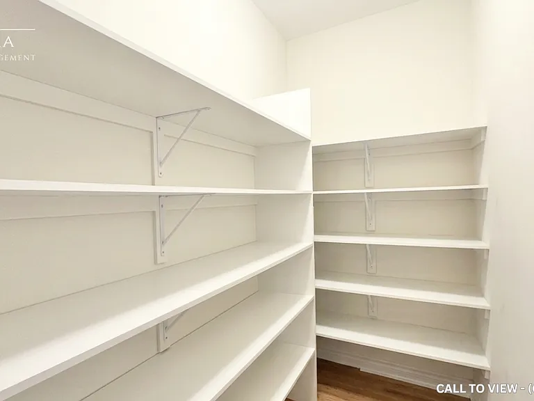526 Muscari St — Photo 6