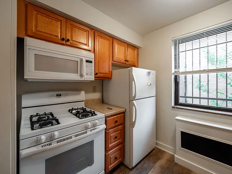 5540 5th Ave — Photo 3