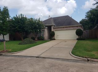 12950 Briarwest Cir, Houston, TX 77077