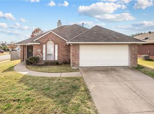 401 Pronghorn Loop, College Station, TX 77845