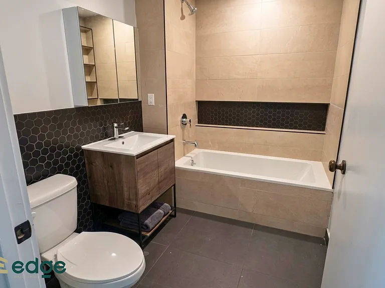 499 Concord Ave #7G — Photo 10