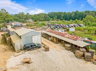 47 Pullens Rd, Carriere, MS 39426