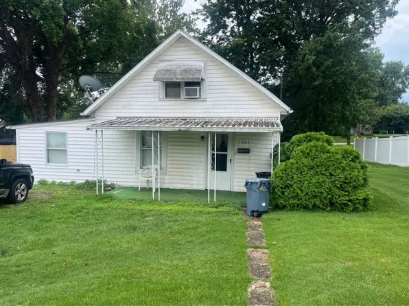 1004 34th St, Vienna, WV 26105