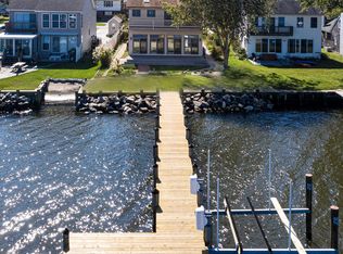 946 Chester River Dr, Grasonville, MD 21638