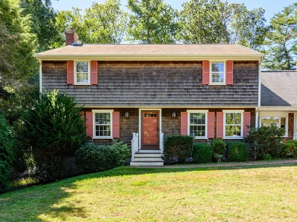 71 Forest Ave, Cohasset, MA 02025