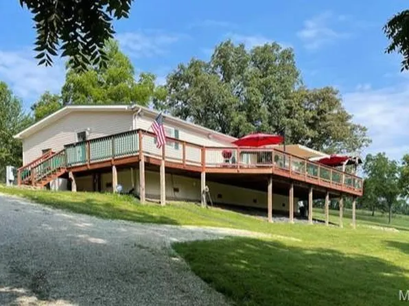 1685 Mill Hill Rd, Saint Clair, MO 63077