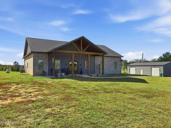 4315 Tank Rd, Terry, MS 39170