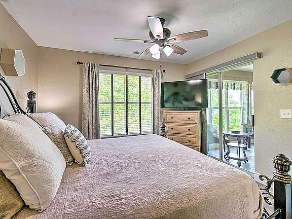5th image of 200 Golf View Dr Unit 9