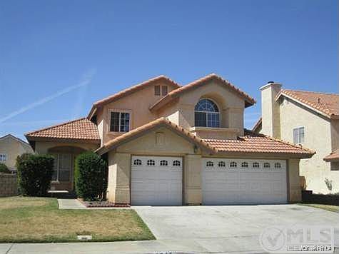 1st image of 1745 Mesa Dr