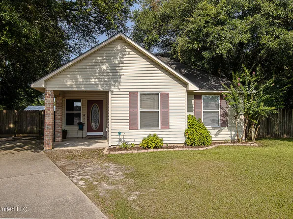 7117 Oak Cove Dr, Biloxi, MS 39532