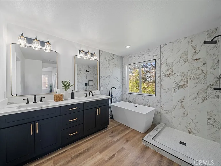 41258 Pine Tree Cir — Photo 25