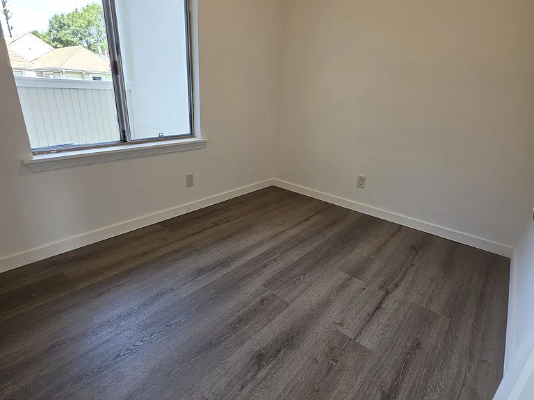 2323 Market St #A — Photo 24