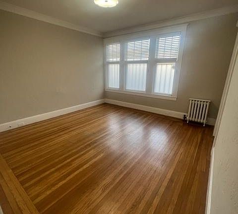 3rd image of 75 Gough St #7