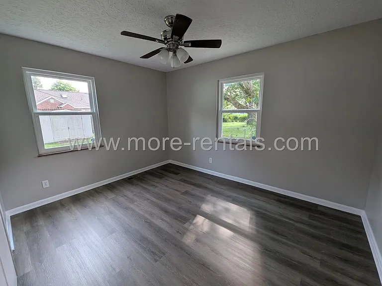 2613 Edgevale Rd — Photo 13