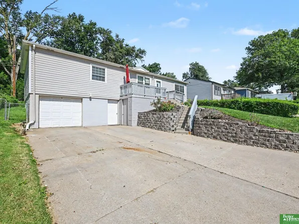 7418 S 76th Ave, La Vista, NE 68128