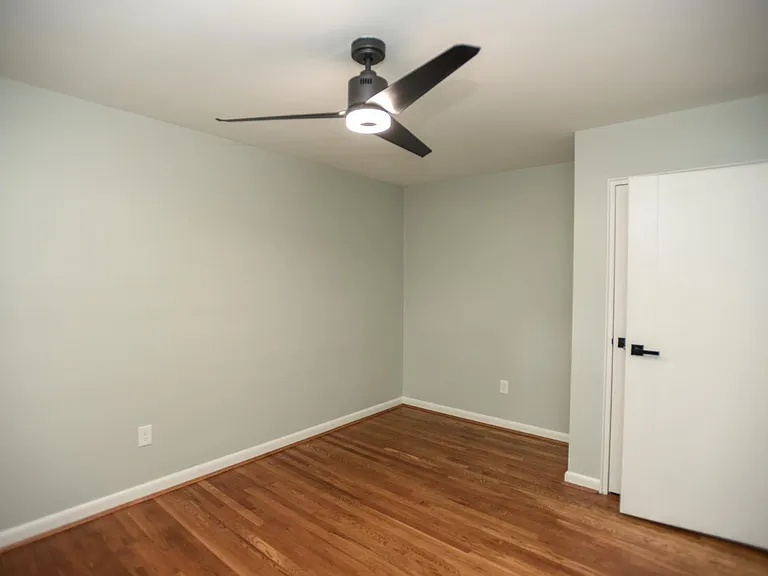 3534 Zumstein Ave #9 — Photo 6