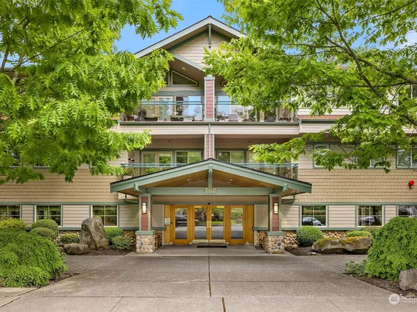 360 Knechtel Way NE #205, Bainbridge Island, WA 98110