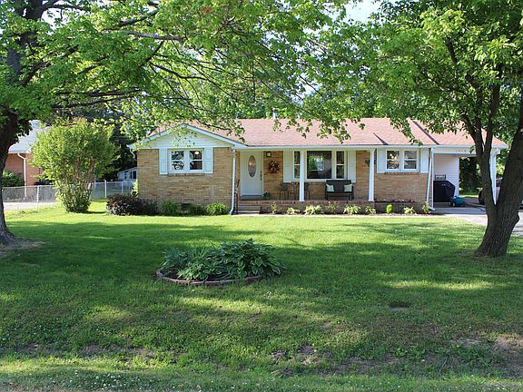 2nd image of 1610 Sunset Dr