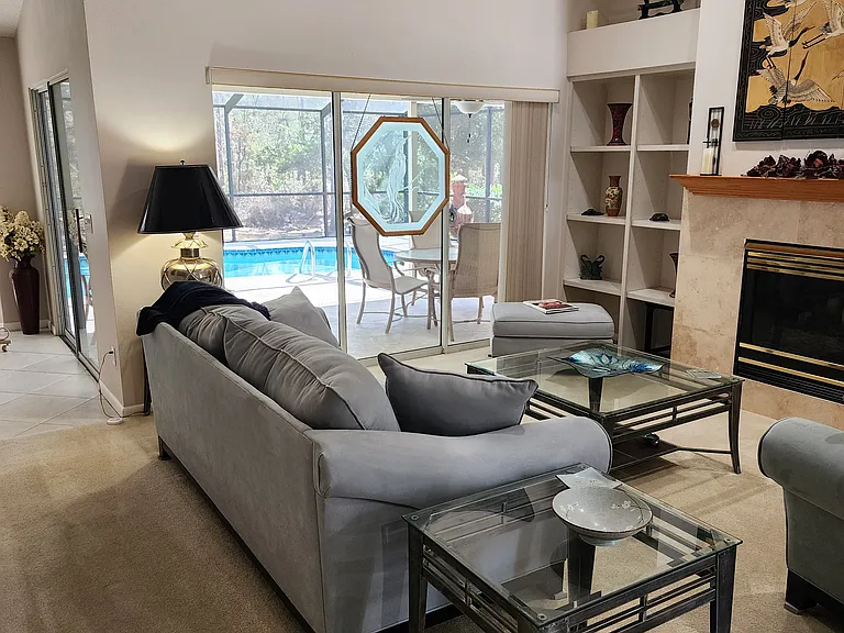 70 Oak Village Blvd — Photo 6
