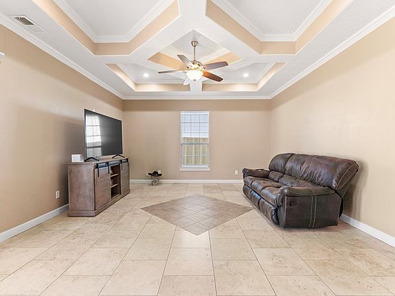 3rd image of 11018 W Rolling Hills Rd