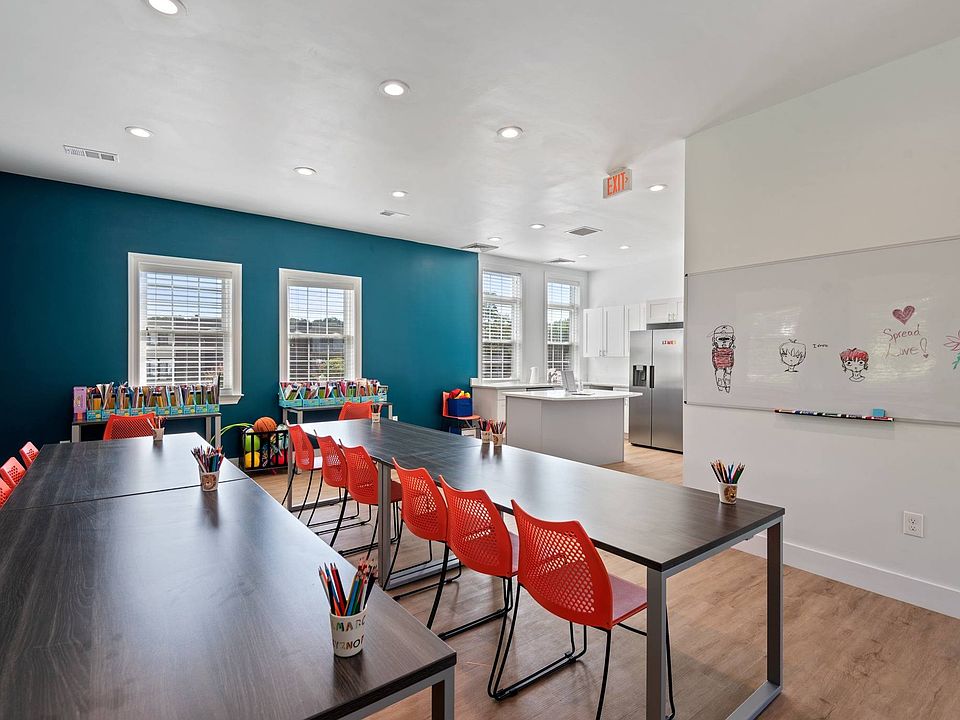 Resident Enrichment Center
