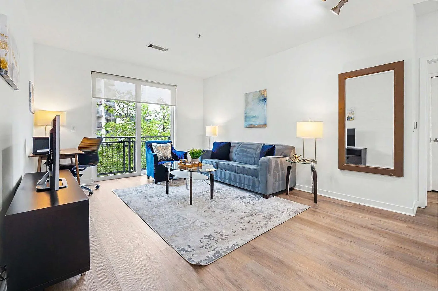 2 bed, 2.0 bath, 1044 sqft, $7,492 — Photo 1
