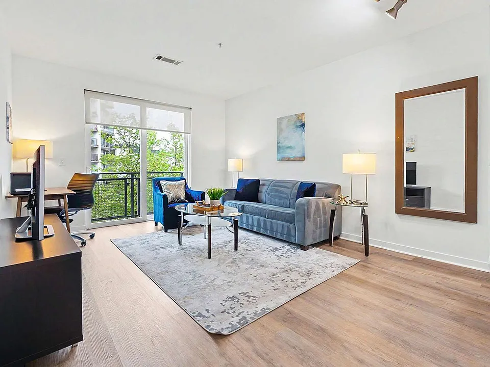 81 Tresser Blvd #3-ID1564815P