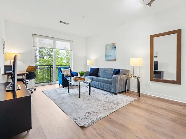 81 Tresser Blvd, Stamford, CT