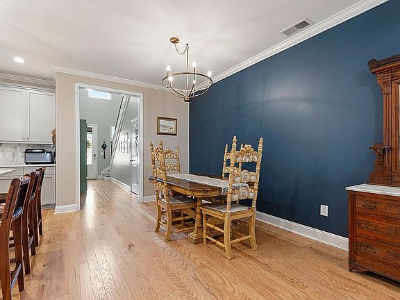 5th image of 132 Green Heron Rd
